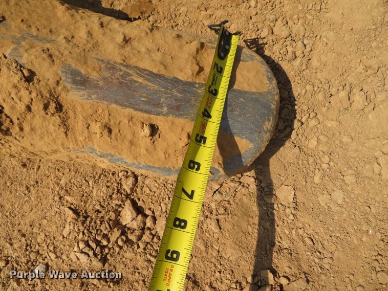 image for item DN5976 2005 Komatsu PC600LC-7  excavator