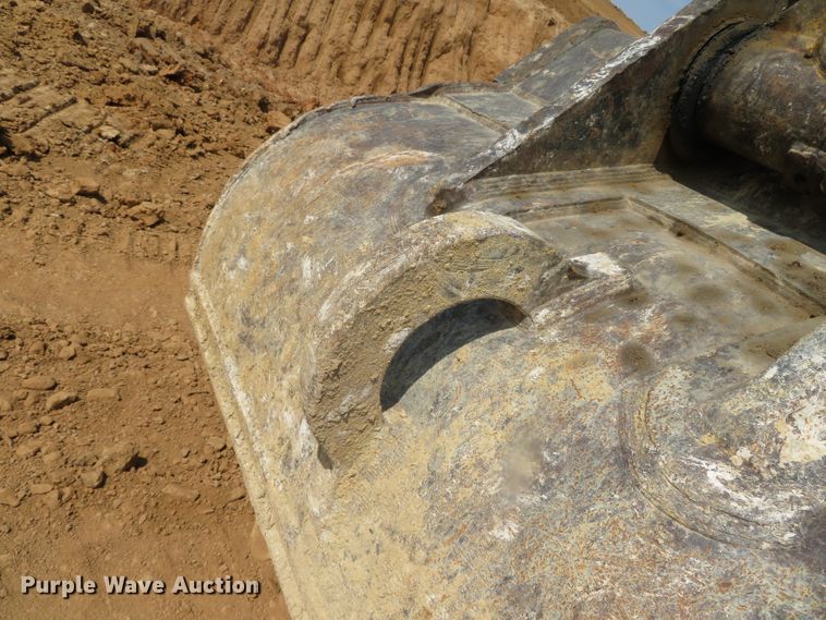 image for item DN5976 2005 Komatsu PC600LC-7  excavator