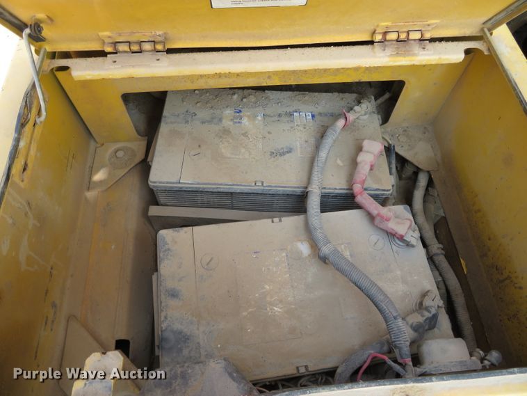 image for item DN5976 2005 Komatsu PC600LC-7  excavator