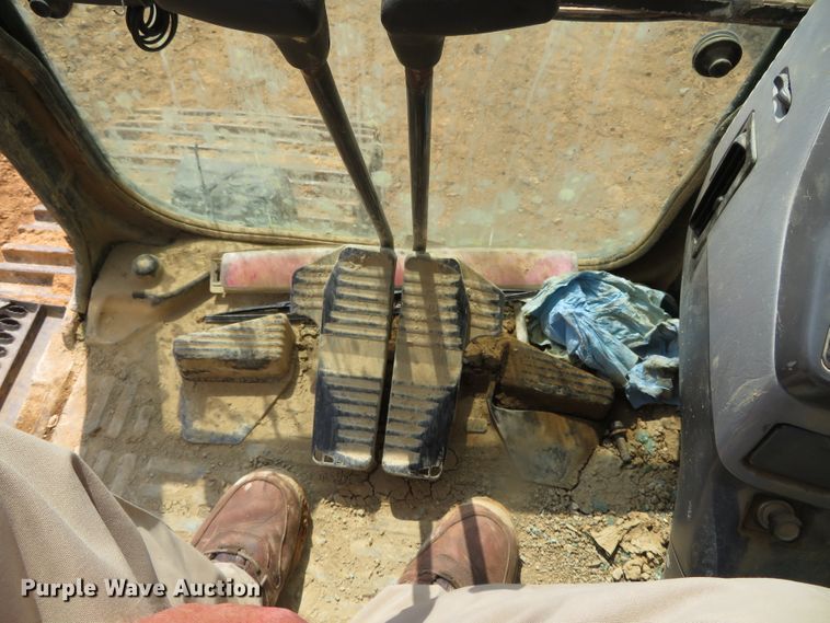 image for item DN5976 2005 Komatsu PC600LC-7  excavator