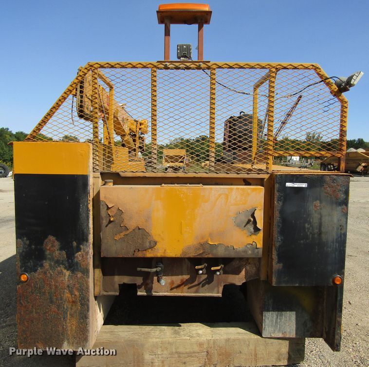 image for item EV9303 Utility bed