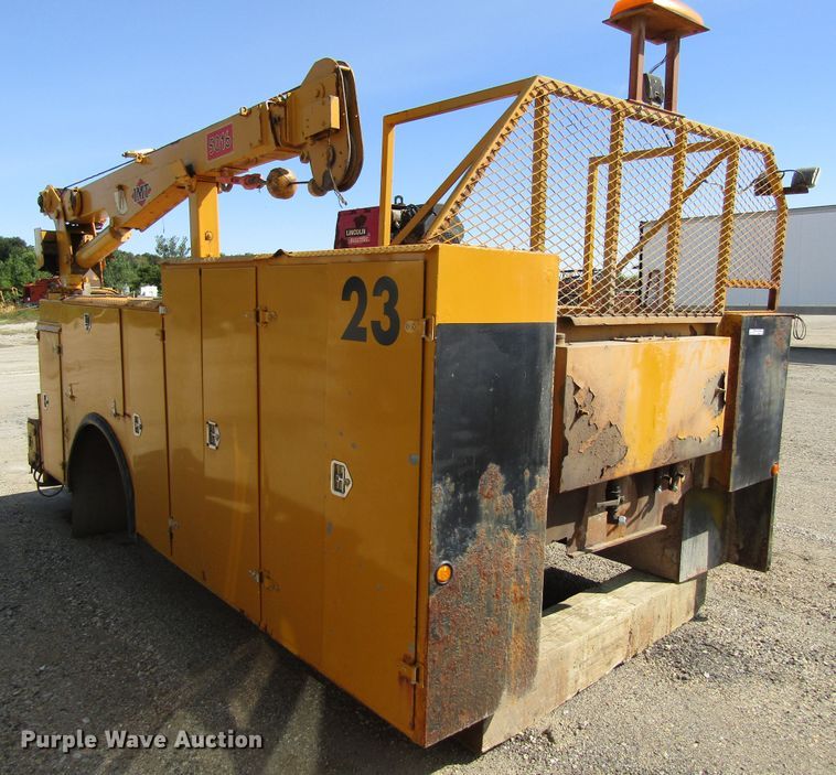 image for item EV9303 Utility bed