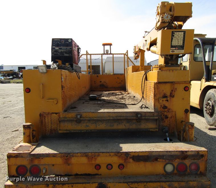 image for item EV9303 Utility bed