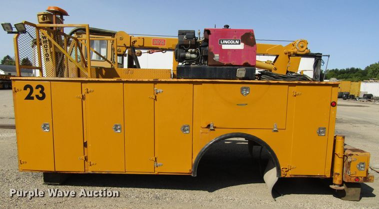 image for item EV9303 Utility bed