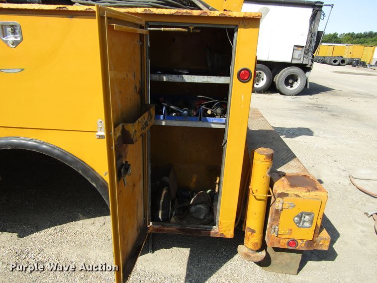 image for item EV9303 Utility bed