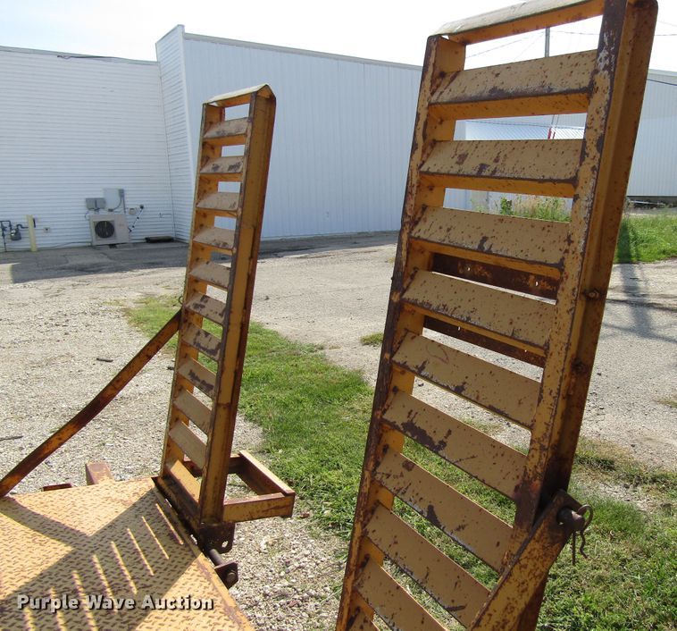 image for item EV9305 2007 Mac-lander  equipment trailer