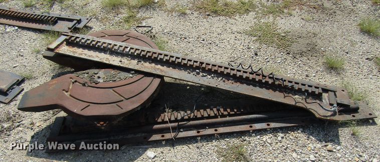 image for item EV9306 Fifth wheel plates