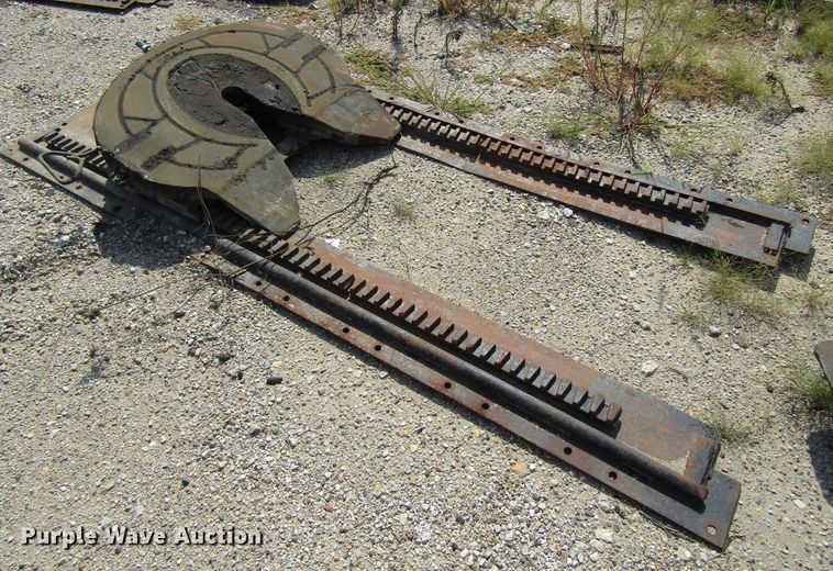 image for item EV9306 Fifth wheel plates