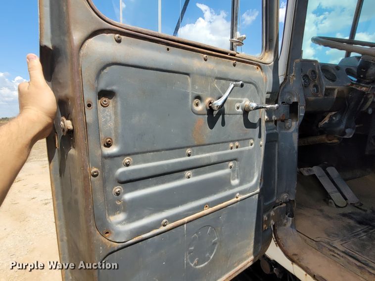 image for item FC9043 1980 Mack  winch truck