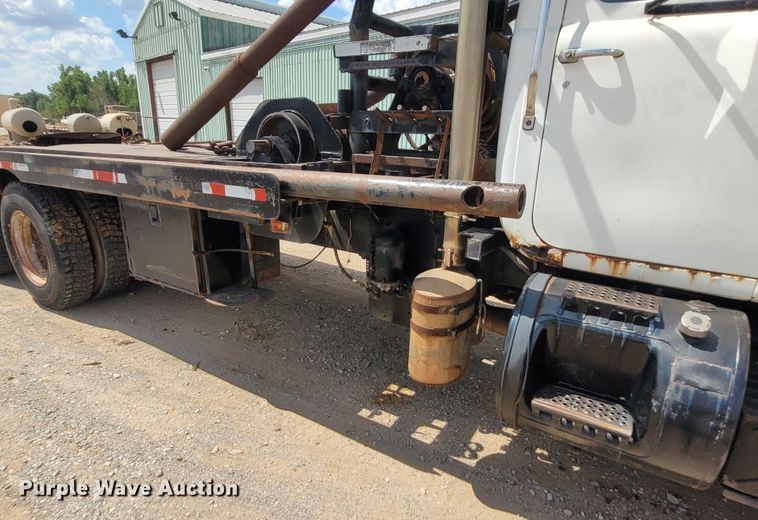 image for item FC9043 1980 Mack  winch truck