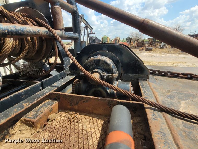 image for item FC9043 1980 Mack  winch truck