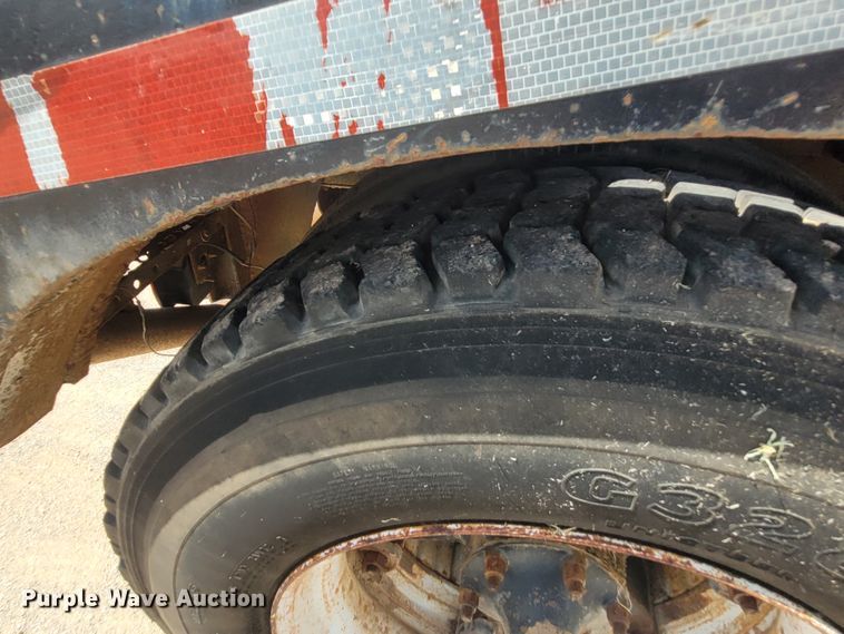 image for item FC9043 1980 Mack  winch truck