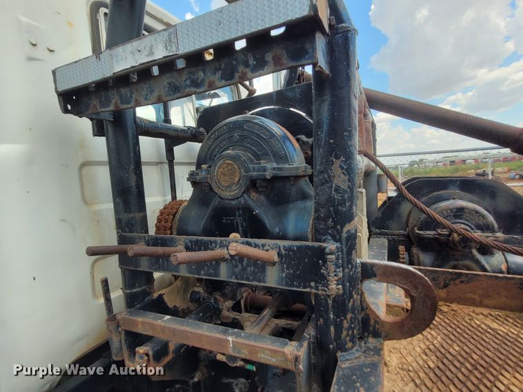image for item FC9043 1980 Mack  winch truck
