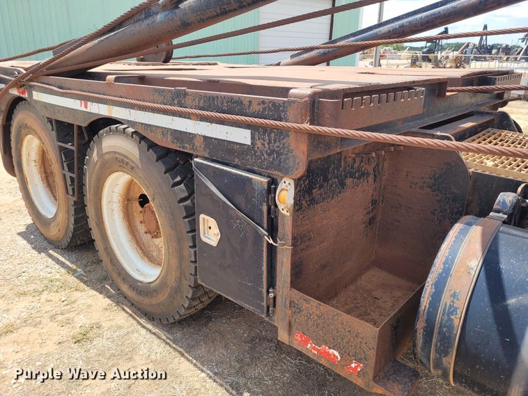 image for item FC9044 2007 Mack CV713  winch truck