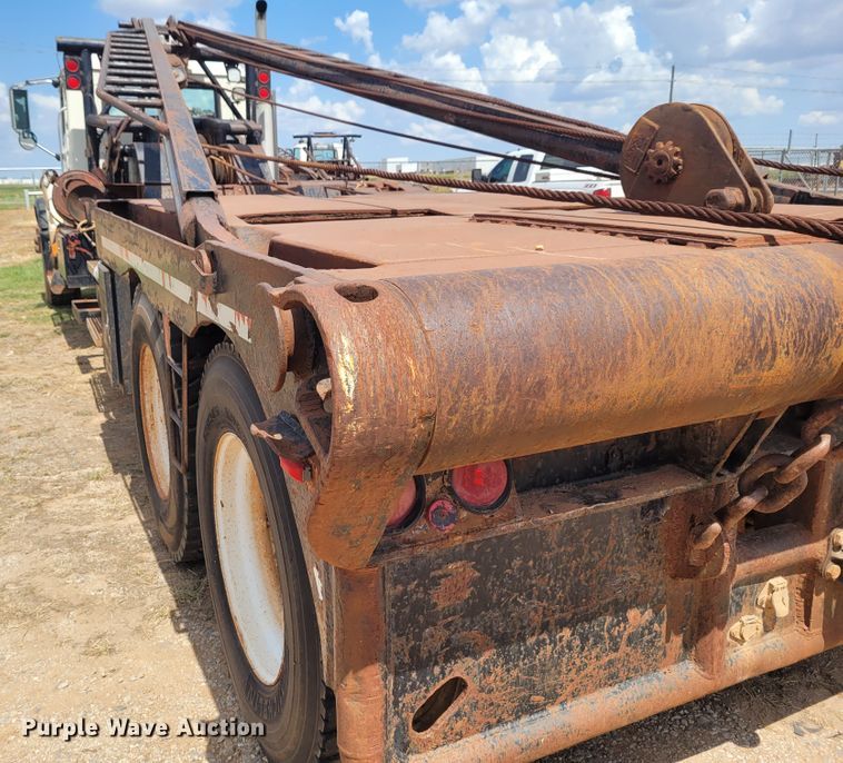 image for item FC9044 2007 Mack CV713  winch truck