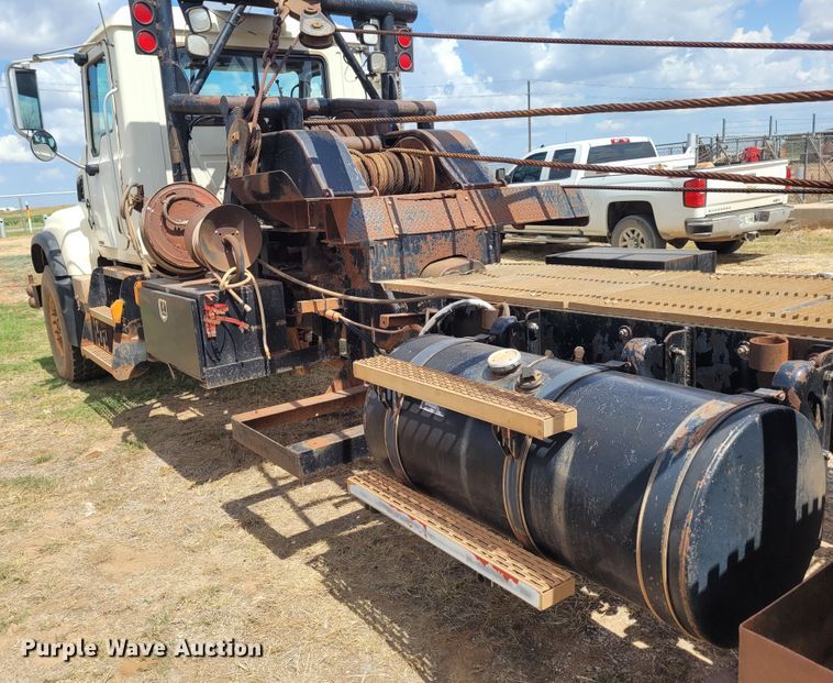 image for item FC9044 2007 Mack CV713  winch truck