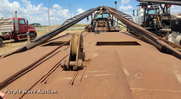 image for item FC9044 2007 Mack CV713  winch truck