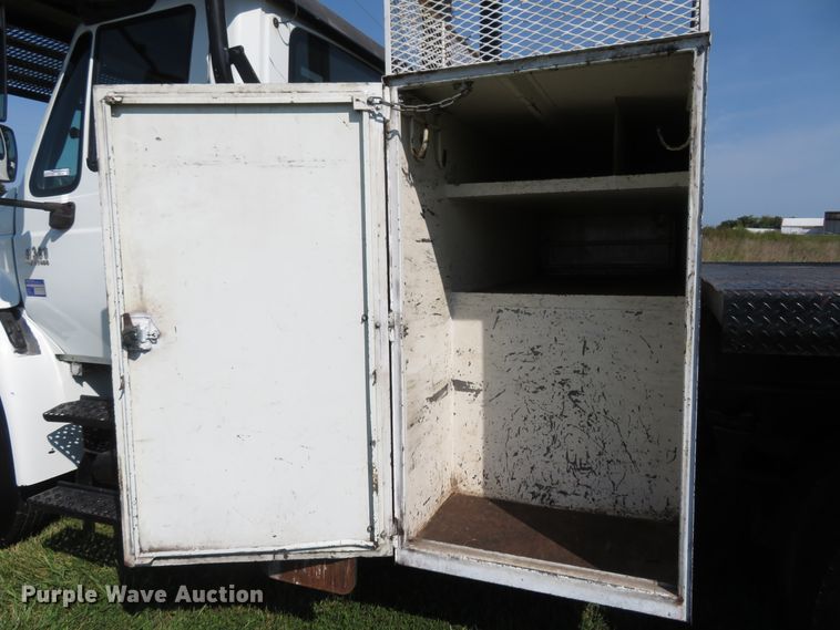 image for item FP9398 2005 International 4300  forestry bucket truck