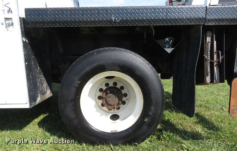 image for item FP9398 2005 International 4300  forestry bucket truck