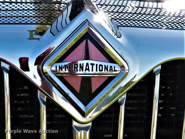 image for item FP9398 2005 International 4300  forestry bucket truck