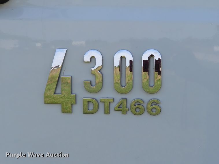 image for item FP9398 2005 International 4300  forestry bucket truck