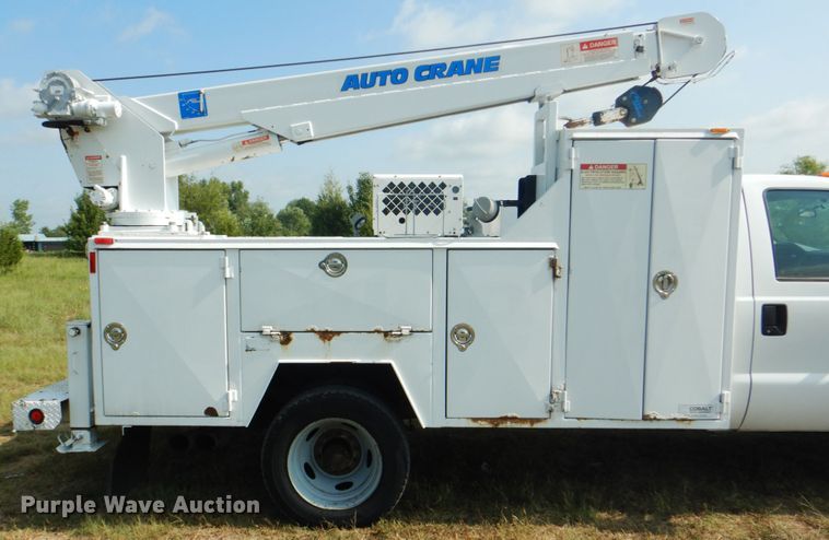 image for item HT9405 2008 Ford F550 Super Duty XL  utility / service truck