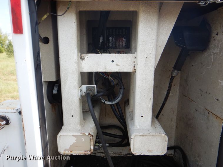 image for item HT9405 2008 Ford F550 Super Duty XL  utility / service truck