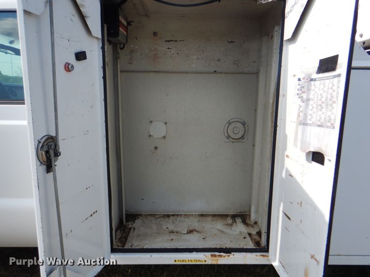 image for item HT9405 2008 Ford F550 Super Duty XL  utility / service truck