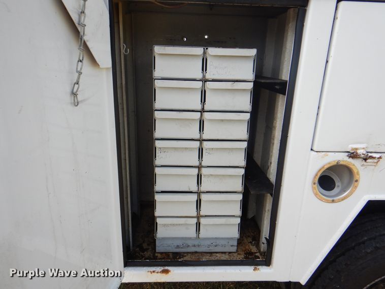 image for item HT9405 2008 Ford F550 Super Duty XL  utility / service truck