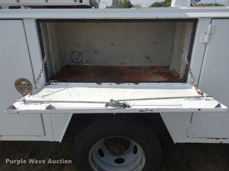 image for item HT9405 2008 Ford F550 Super Duty XL  utility / service truck