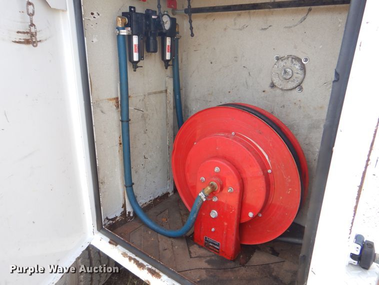 image for item HT9405 2008 Ford F550 Super Duty XL  utility / service truck