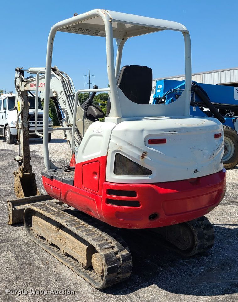 image for item IC9965 2015 Takeuchi TB230  mini excavator