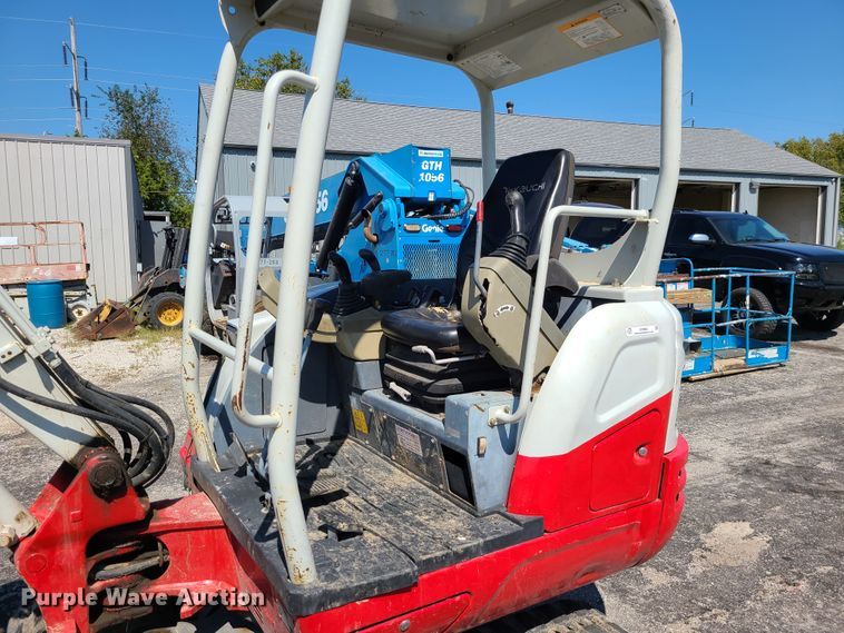 image for item IC9965 2015 Takeuchi TB230  mini excavator