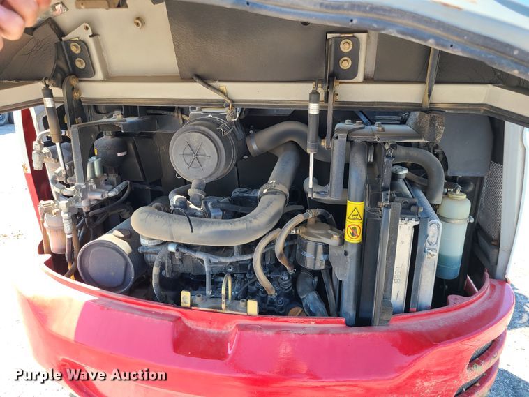 image for item IC9965 2015 Takeuchi TB230  mini excavator