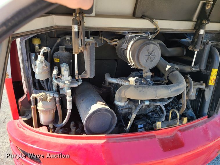 image for item IC9965 2015 Takeuchi TB230  mini excavator