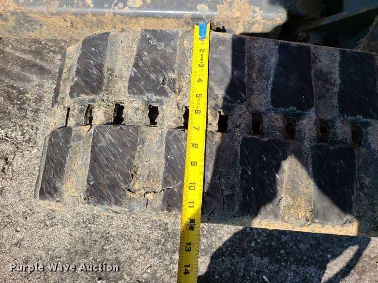 image for item IC9965 2015 Takeuchi TB230  mini excavator