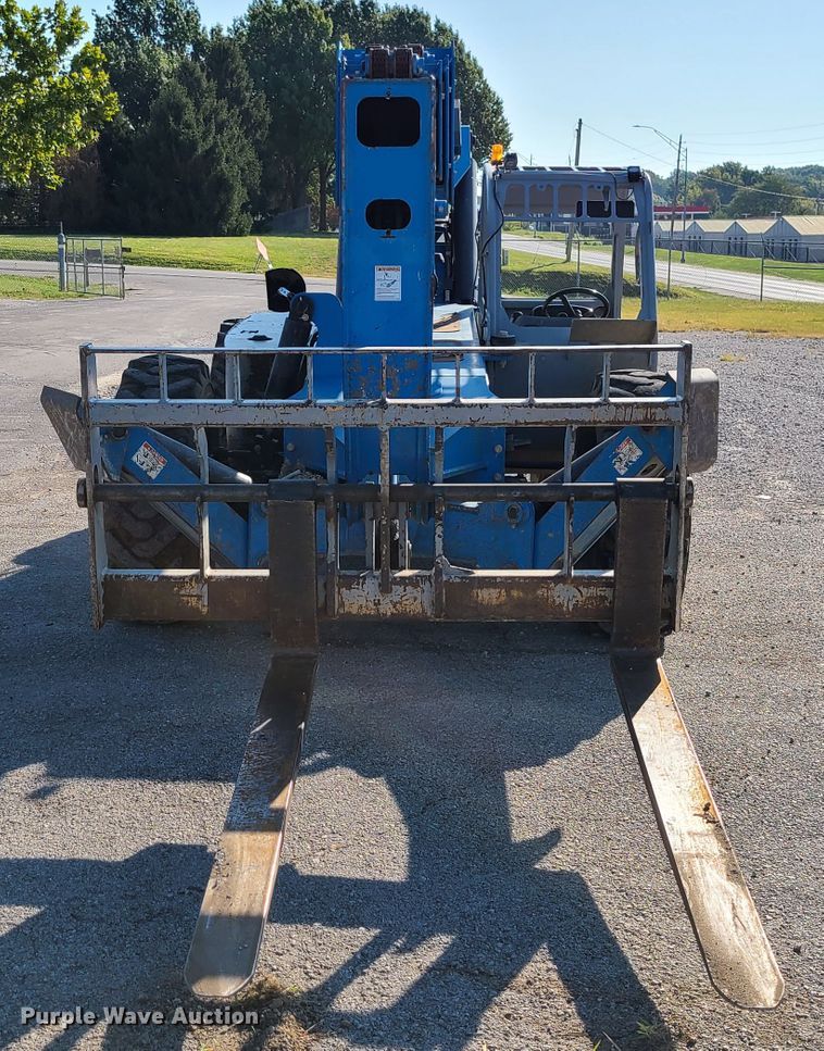 image for item IC9969 2012 Genie GTH1056  telehandler
