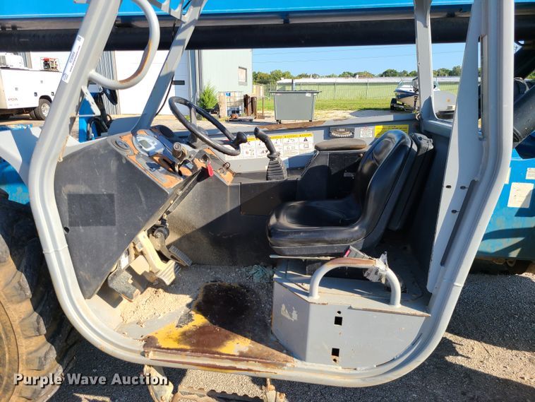 image for item IC9969 2012 Genie GTH1056  telehandler