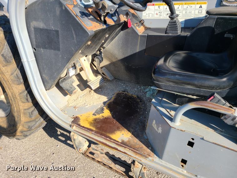 image for item IC9969 2012 Genie GTH1056  telehandler