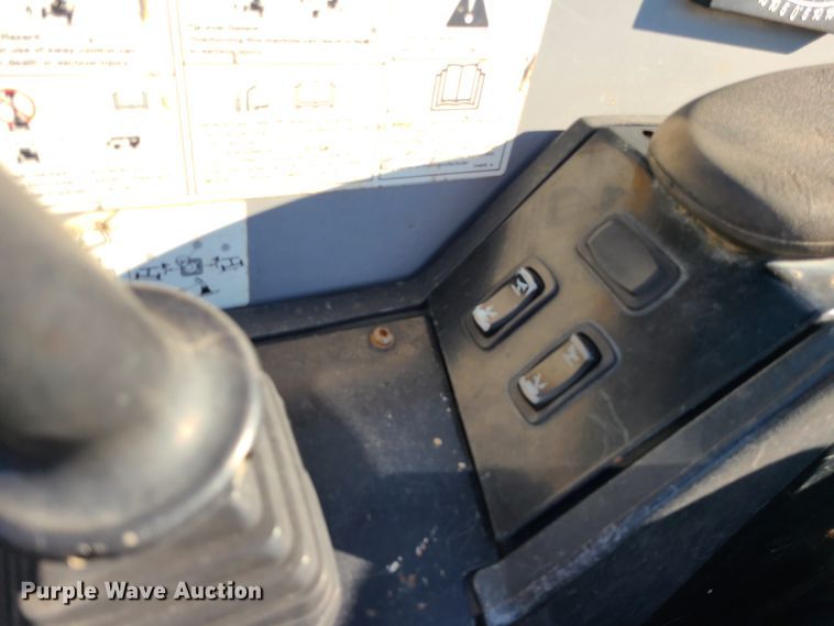 image for item IC9969 2012 Genie GTH1056  telehandler