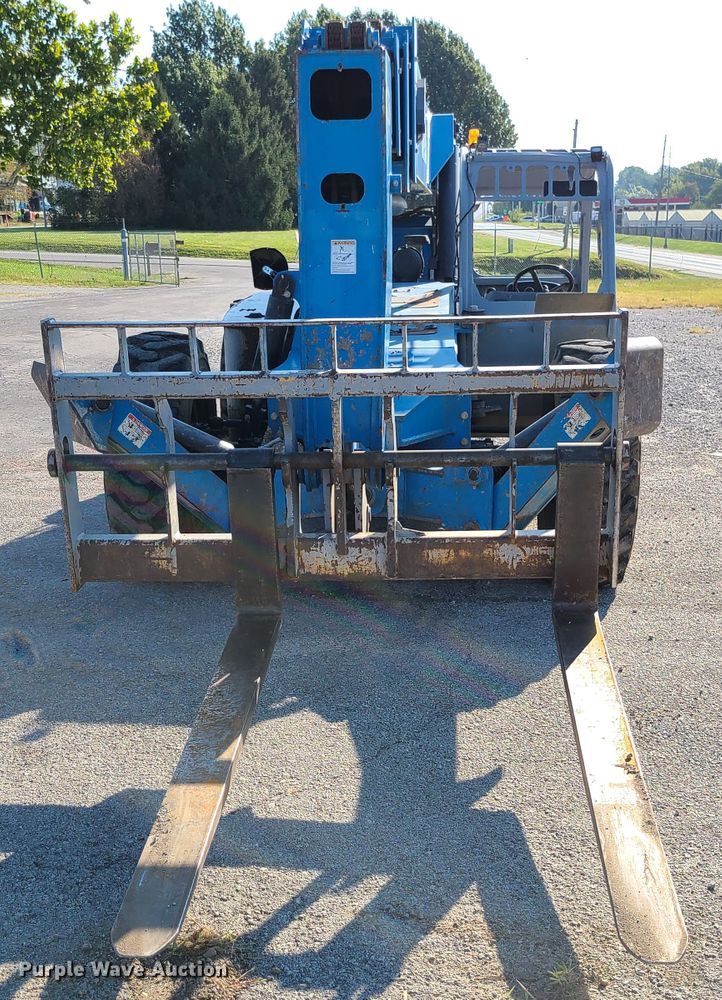 image for item IC9969 2012 Genie GTH1056  telehandler
