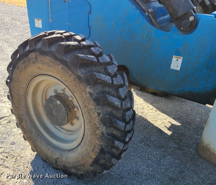 image for item IC9969 2012 Genie GTH1056  telehandler