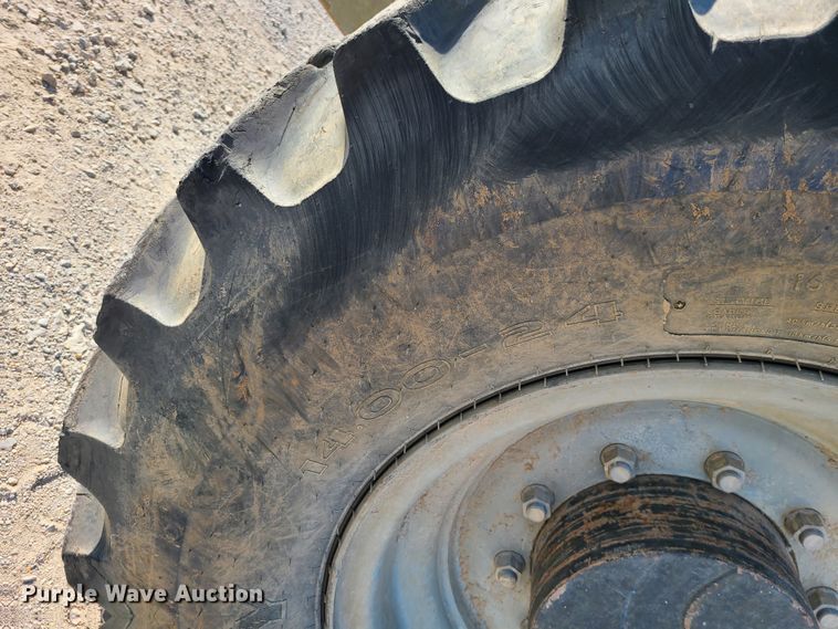 image for item IC9969 2012 Genie GTH1056  telehandler