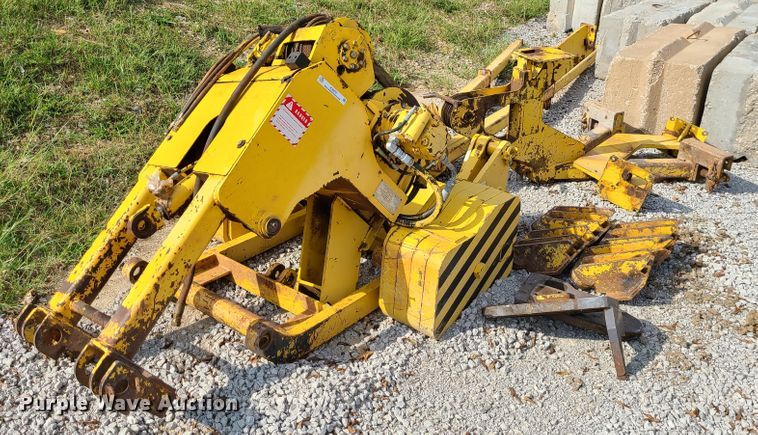 image for item IC9979 Midwestern Manufacturing 1530C pipelayer