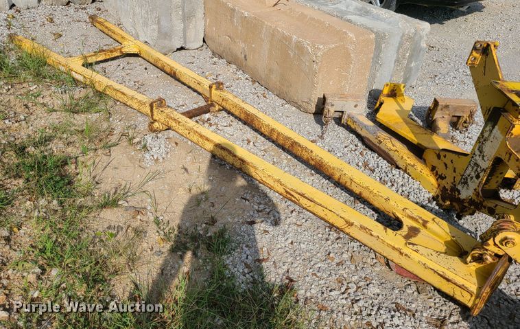 image for item IC9979 Midwestern Manufacturing 1530C pipelayer