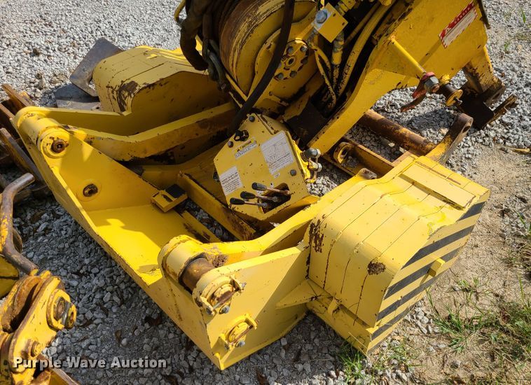 image for item IC9979 Midwestern Manufacturing 1530C pipelayer