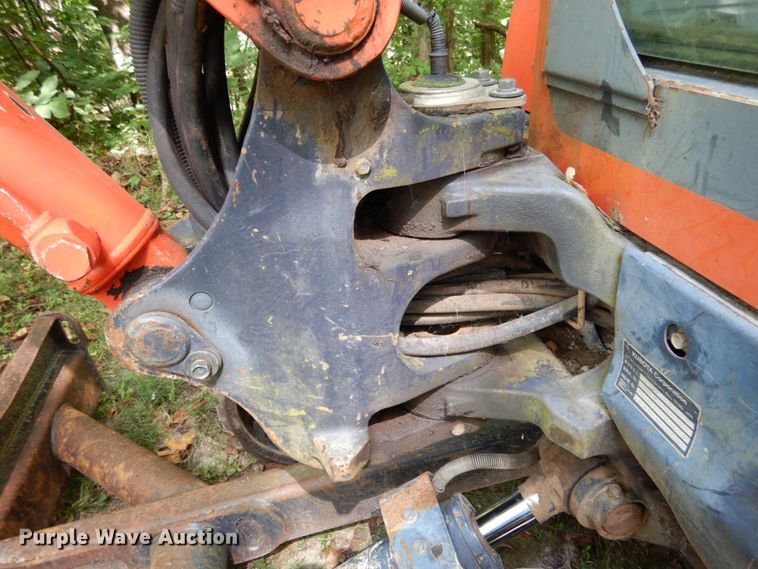 image for item IL9473 2004 Kubota KX161-3  mini excavator