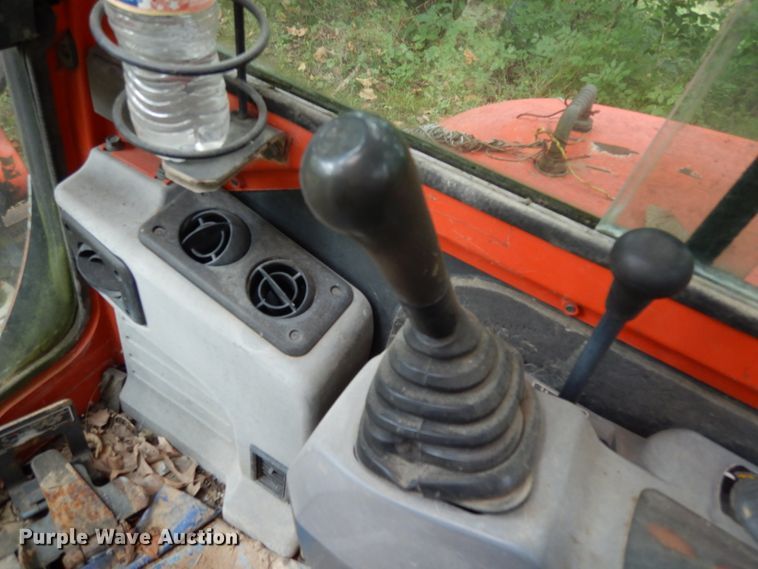 image for item IL9473 2004 Kubota KX161-3  mini excavator