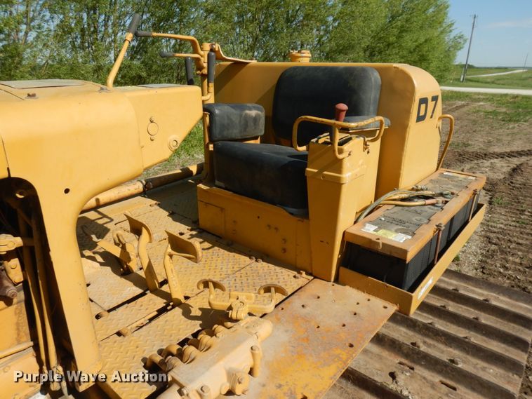 image for item IL9770 Caterpillar D7  dozer