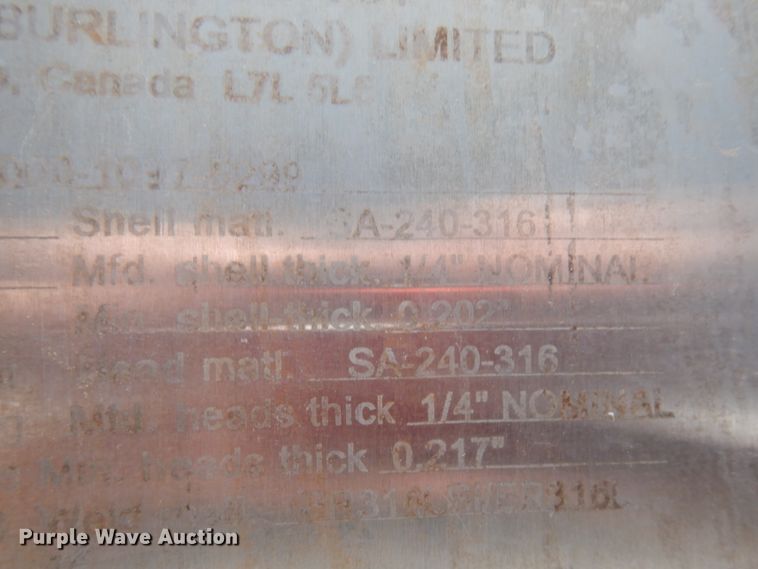 image for item IL9861 1998 Mack RD690S  vacuum truck